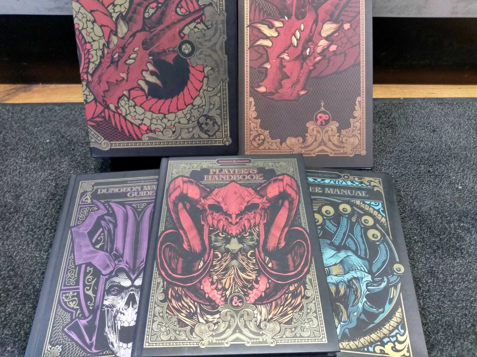 Dungeons & Dragons 5th Edition Limited Edition Core Gift Set [Second-Hand]