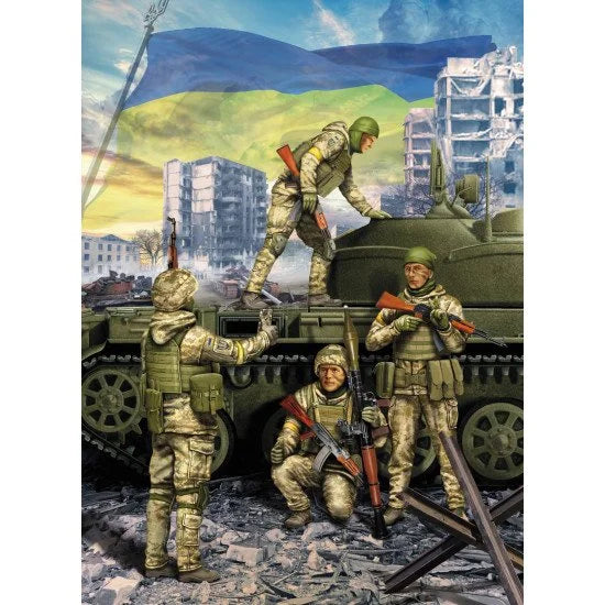 Ukrainian Soldiers, Defence of Kyiv, March 2022 Trophy Kit No. 1
